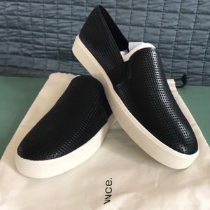 NWOT Vince Black Leather Slip Ons